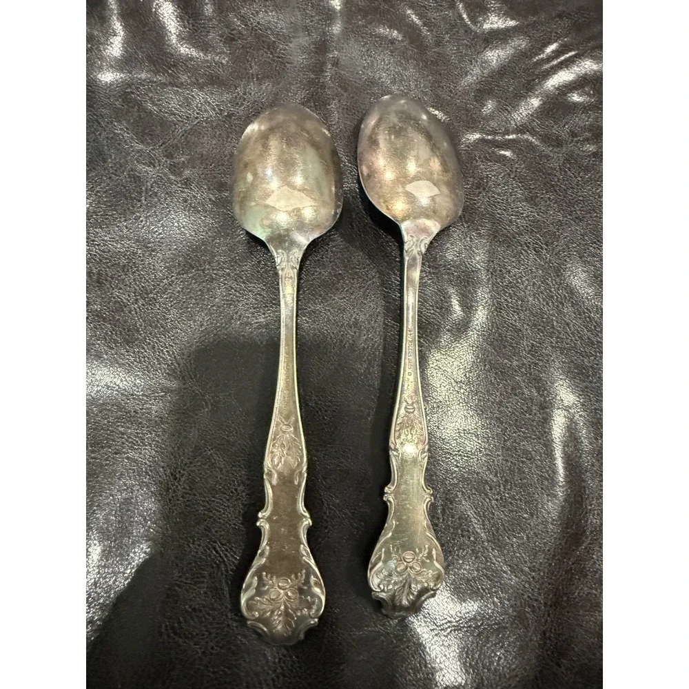 Vintage 1847 Rogers Bros XS Triple Silverplate Teaspoons Monogram S‎ Set of 2